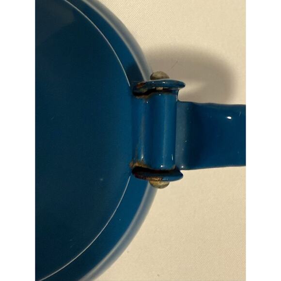 Vintage 1960's Robin egg Blue enamelware Small Teapot, 5 inch - Picture 7 of 15